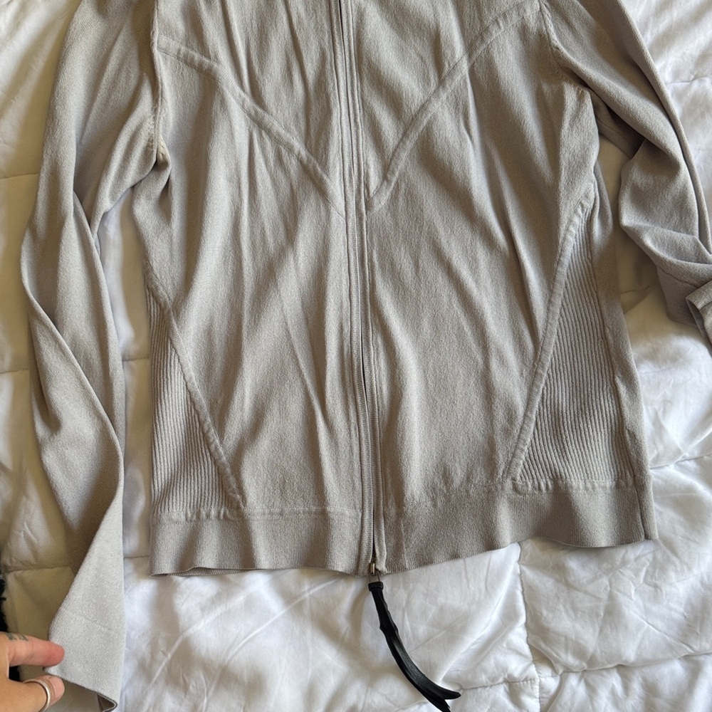 Express Women's Beige Open-Front Jacket - Picture 8 of 8